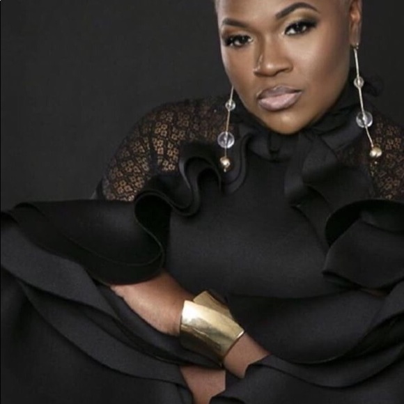 Black elegant blouse - Picture 6 of 7